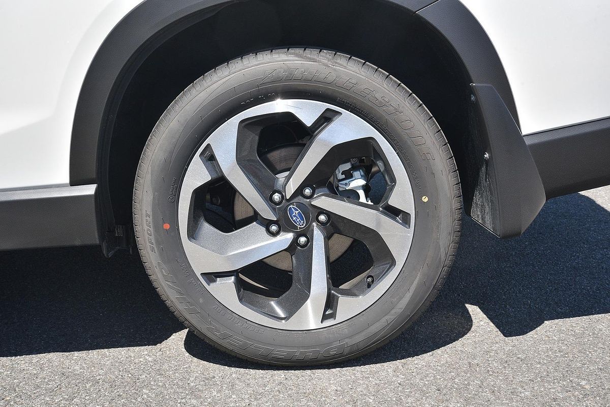 2024 Subaru Forester 2.5i-S S5