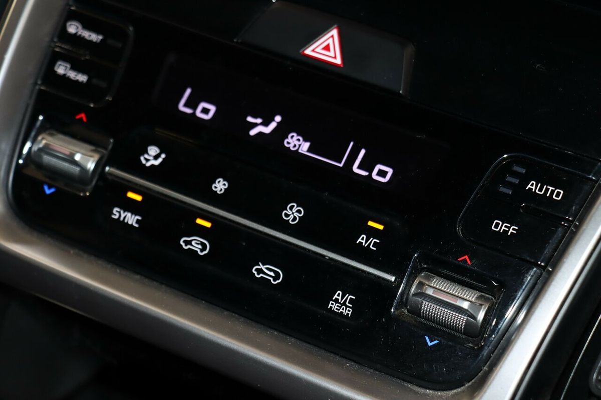2021 Kia Sorento Sport MQ4
