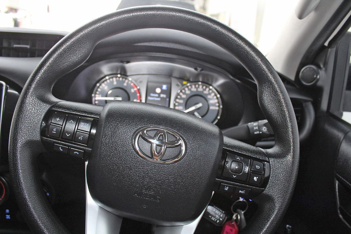 2022 Toyota Hilux SR GUN126R 4X4