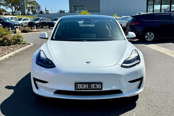 2022 Tesla Model 3 Rear-Wheel Drive