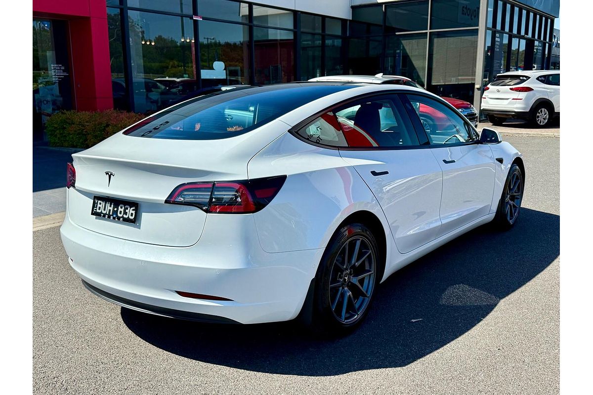 2022 Tesla Model 3 Rear-Wheel Drive