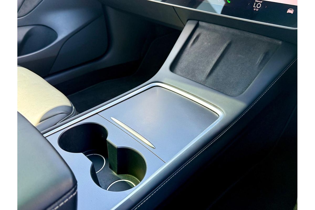 2022 Tesla Model 3 Rear-Wheel Drive