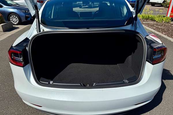 2022 Tesla Model 3 Rear-Wheel Drive