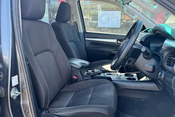 2021 Toyota Hilux SR5 GUN126R 4X4