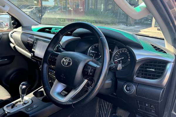 2021 Toyota Hilux SR5 GUN126R 4X4