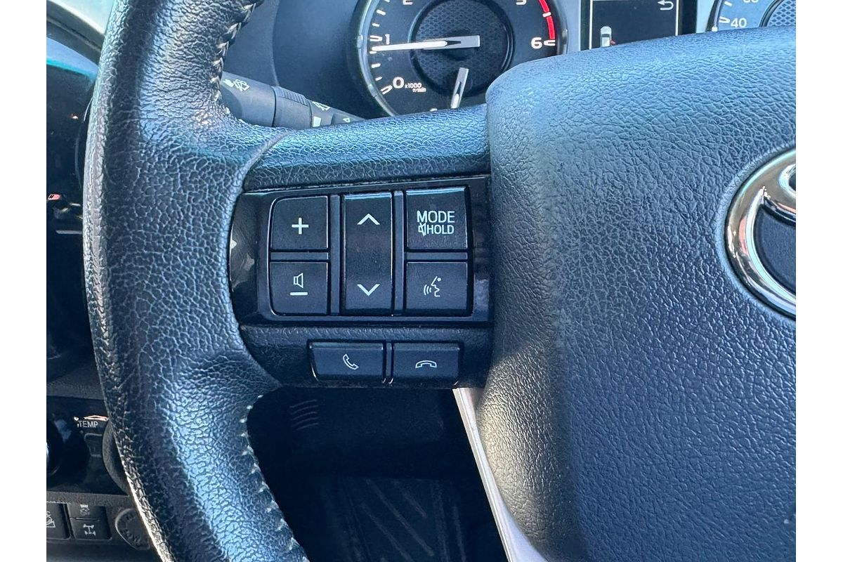2021 Toyota Hilux SR5 GUN126R 4X4
