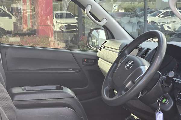 2018 Toyota Hiace KDH201R LWB