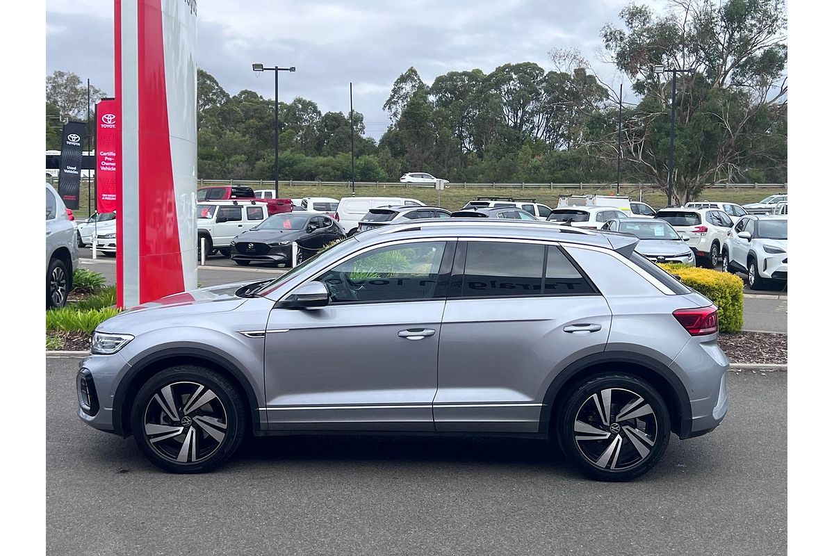 2022 Volkswagen T-Roc 140TSI R-Line D11