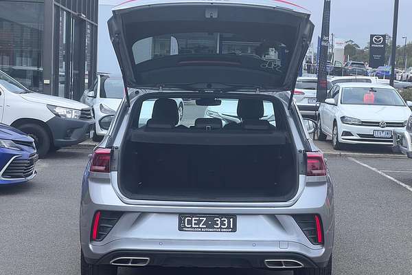 2022 Volkswagen T-Roc 140TSI R-Line D11