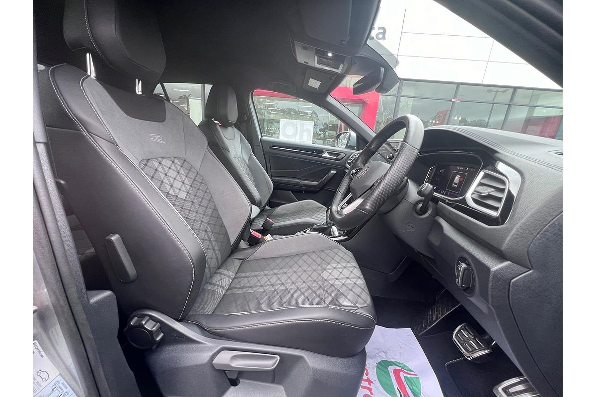 2022 Volkswagen T-Roc 140TSI R-Line D11