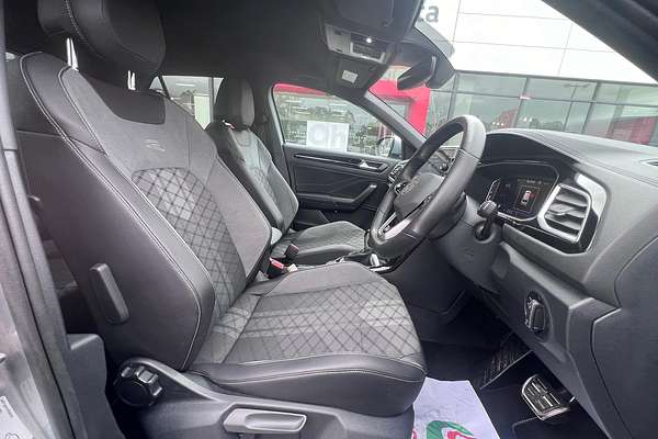 2022 Volkswagen T-Roc 140TSI R-Line D11
