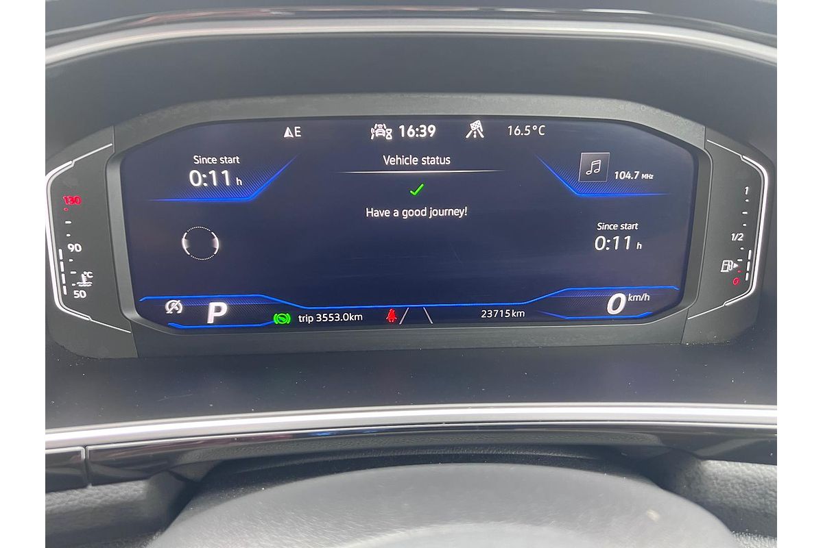 2022 Volkswagen T-Roc 140TSI R-Line D11