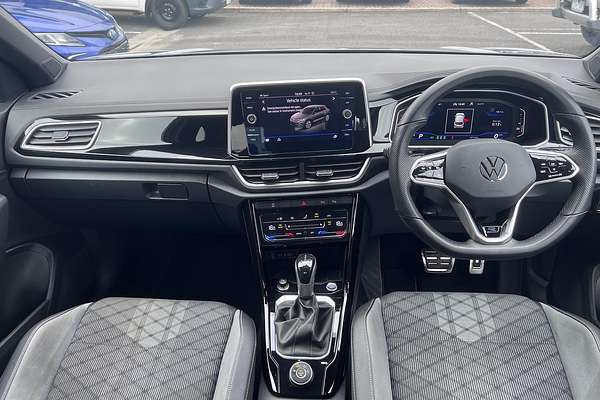 2022 Volkswagen T-Roc 140TSI R-Line D11