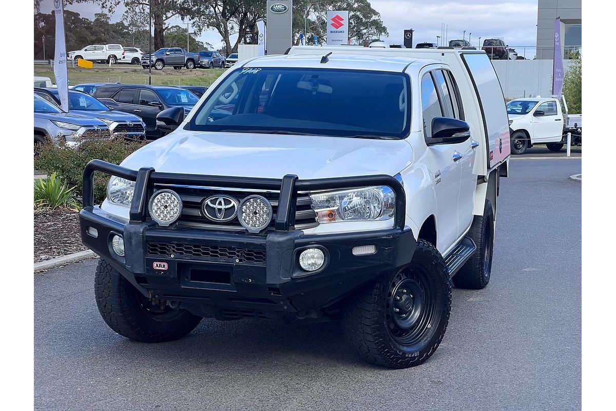 2017 Toyota Hilux SR GUN126R 4X4