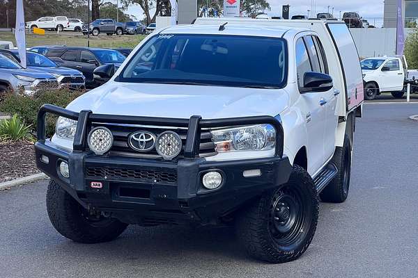 2017 Toyota Hilux SR GUN126R 4X4