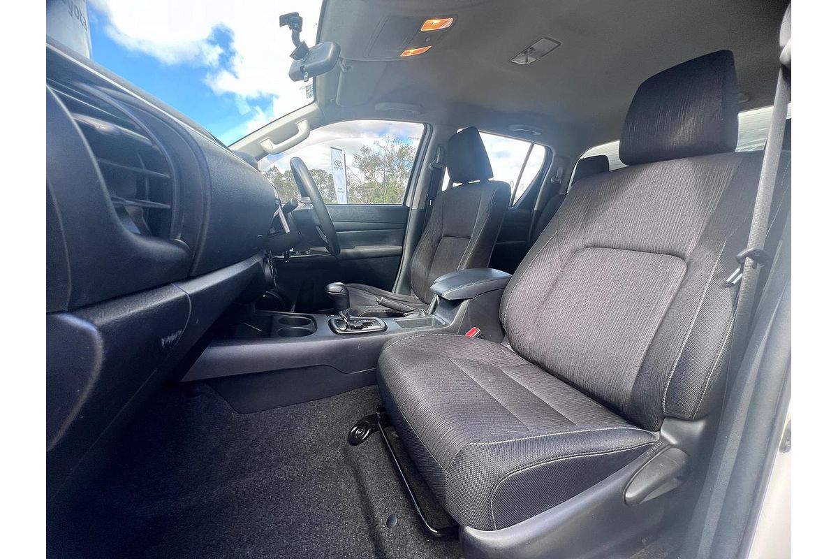 2017 Toyota Hilux SR GUN126R 4X4