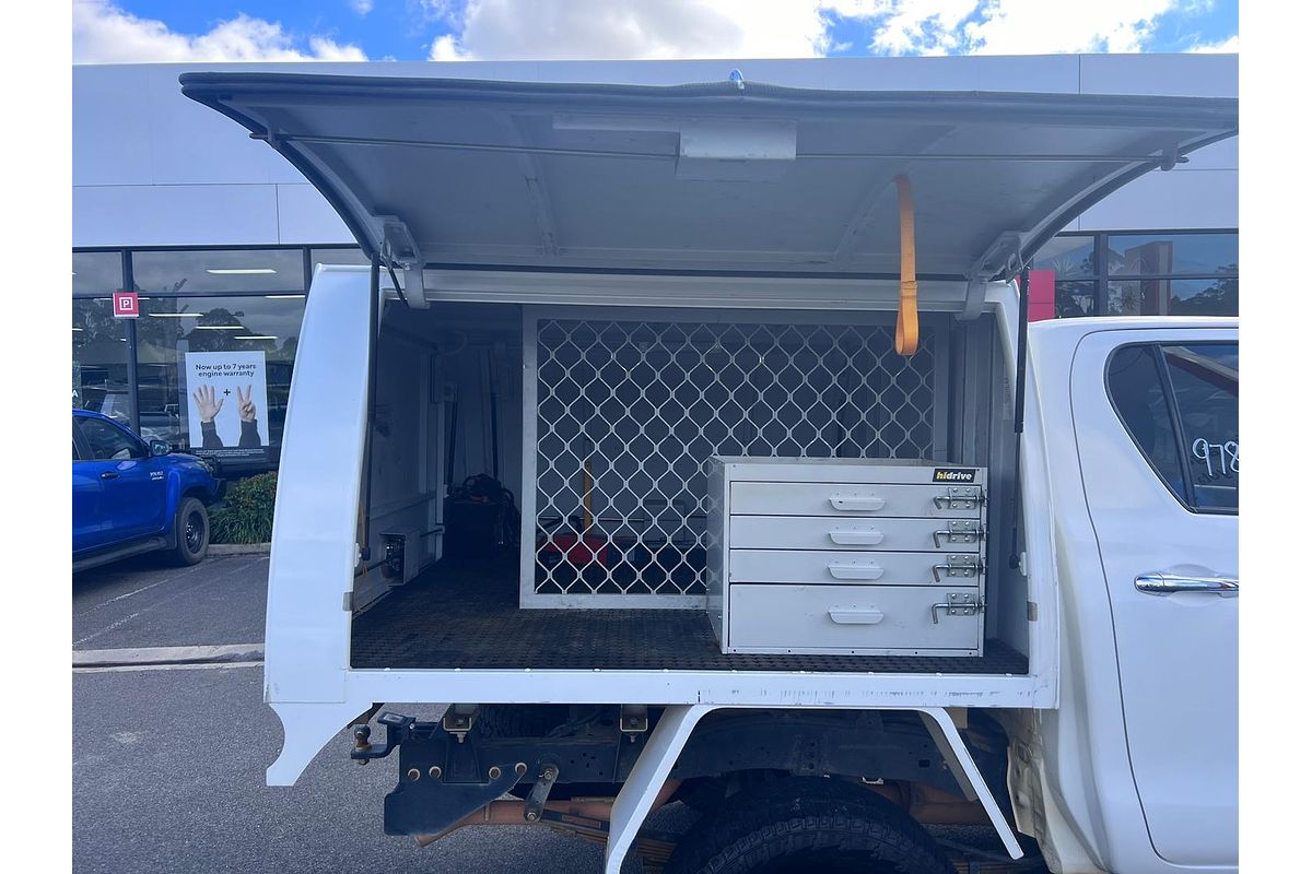 2017 Toyota Hilux SR GUN126R 4X4