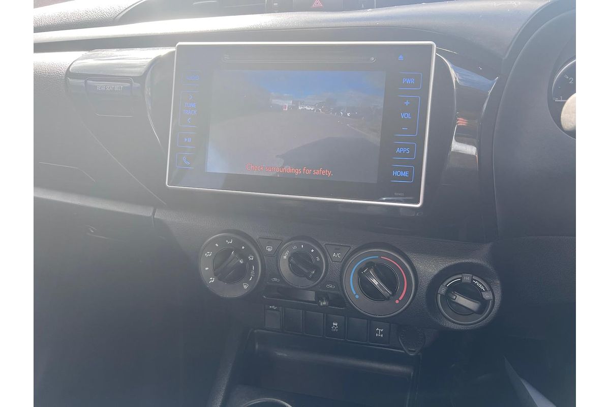 2017 Toyota Hilux SR GUN126R 4X4