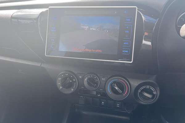 2017 Toyota Hilux SR GUN126R 4X4