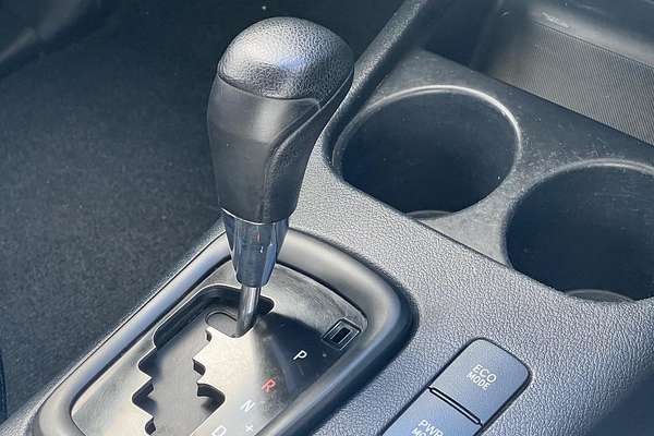 2017 Toyota Hilux SR GUN126R 4X4
