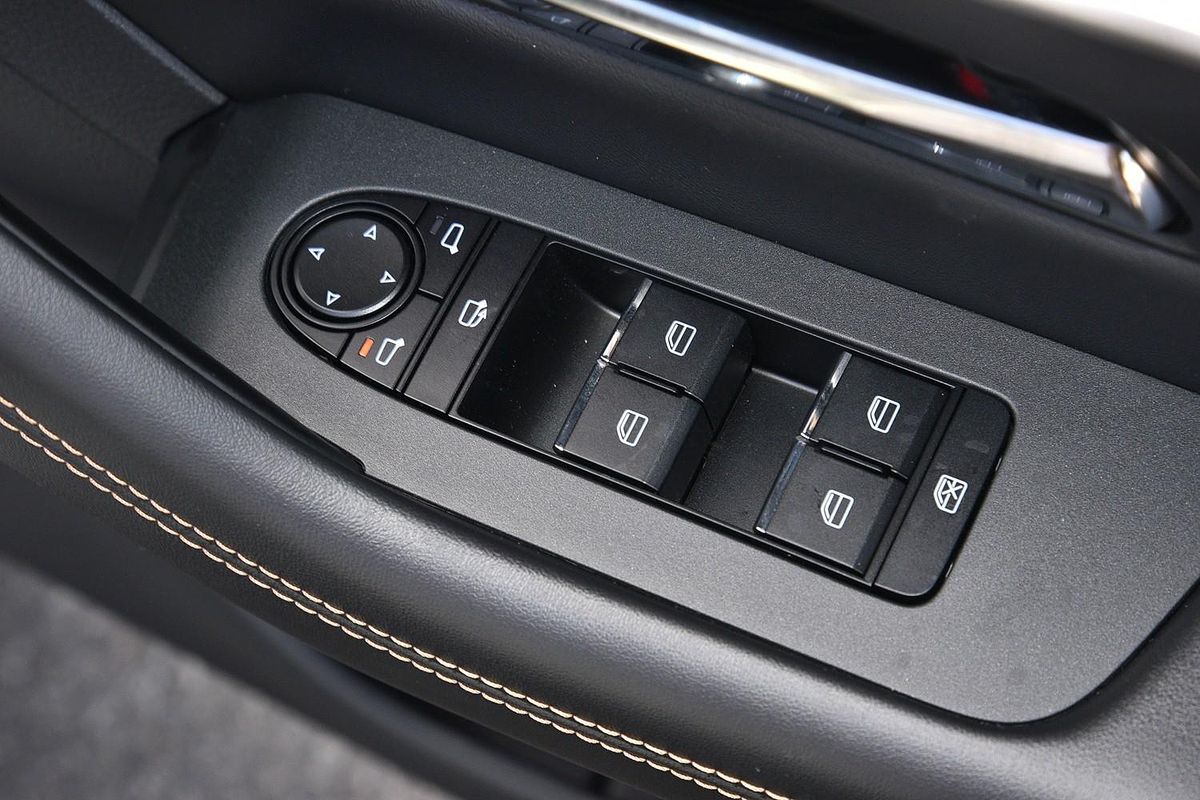 2024 Mazda CX-90 G50e Touring KK