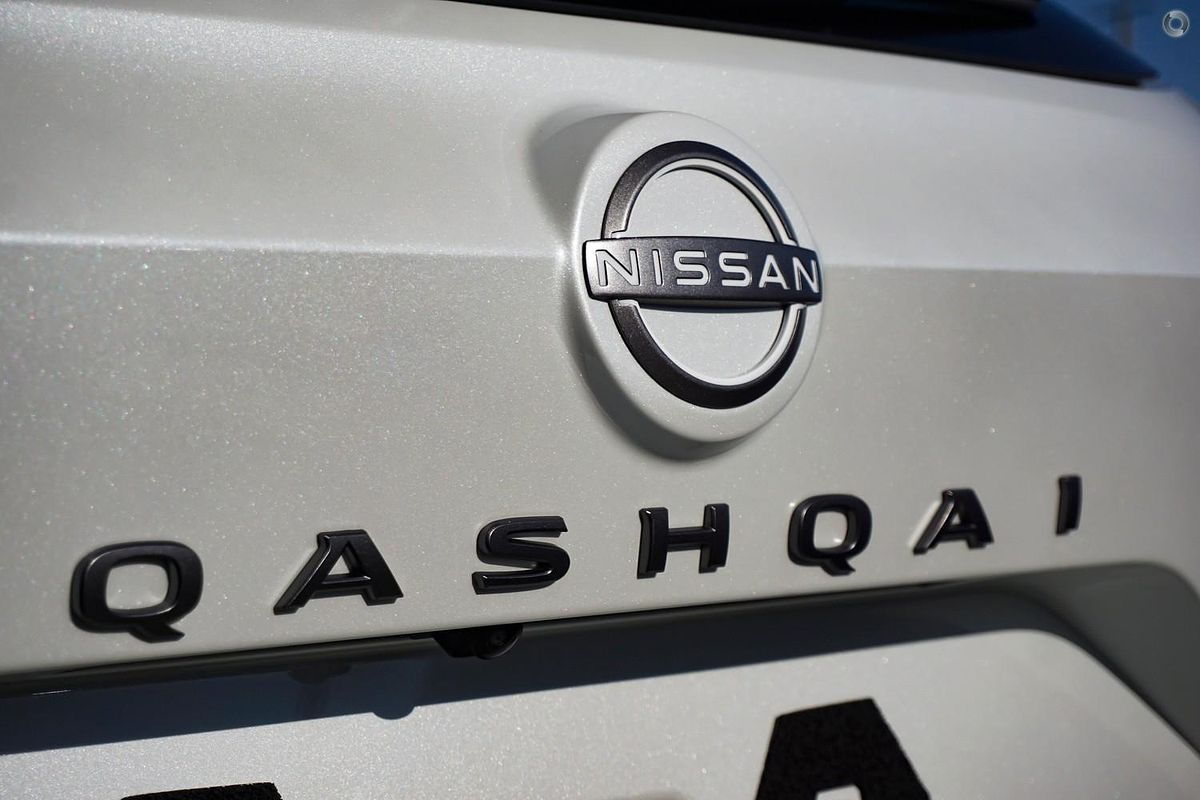 2025 Nissan QASHQAI ST J12