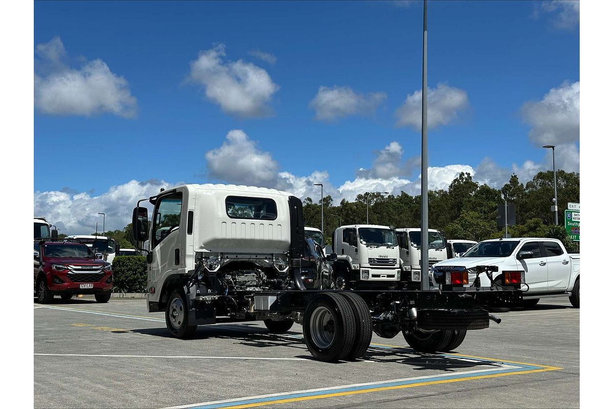 2025 Isuzu NNR 45-150 AMT MWB Cab Chassis NO ADBLUE  4x2