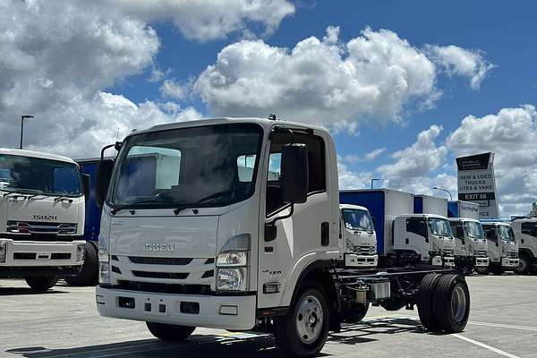 2025 Isuzu NNR 45-150 AMT MWB Cab Chassis NO ADBLUE  4x2