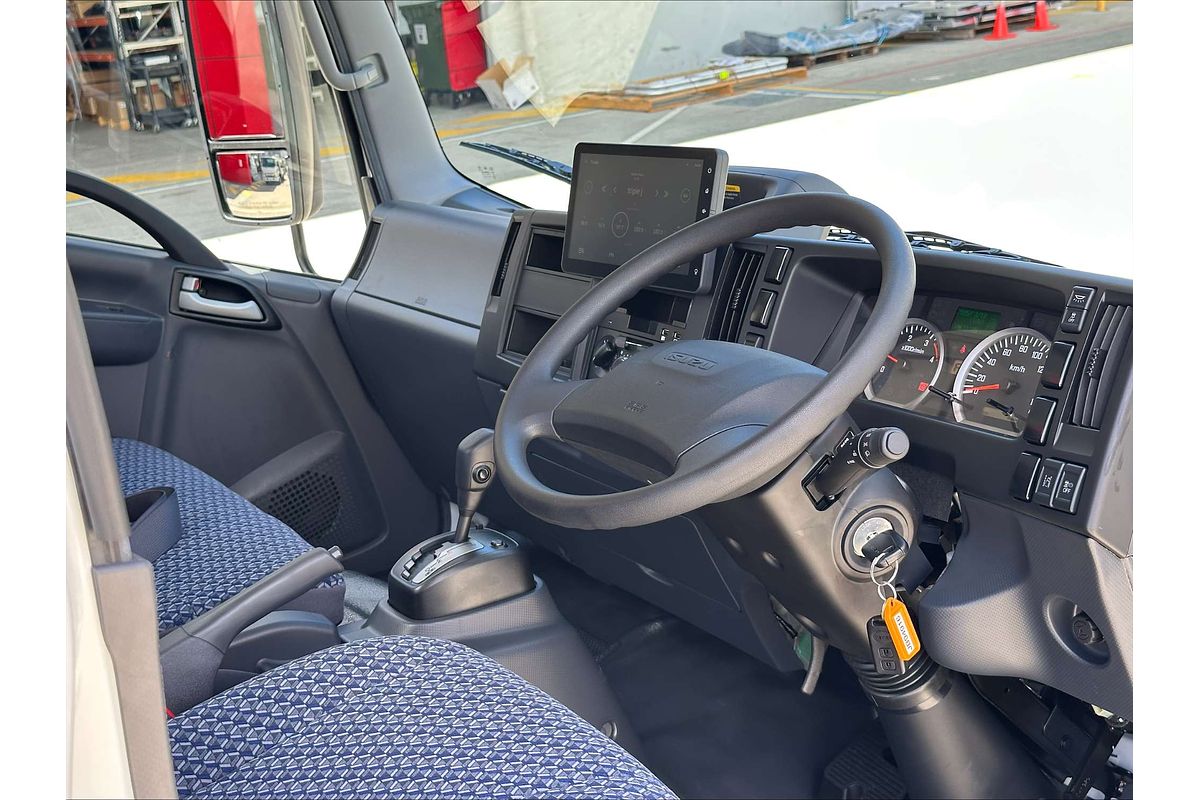 2025 Isuzu NNR 45-150 AMT MWB Cab Chassis NO ADBLUE  4x2