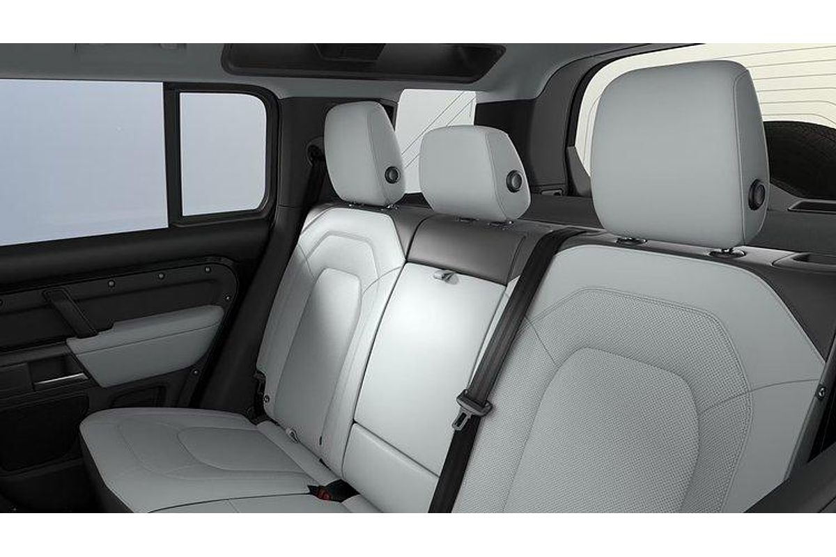 2025 Land Rover Defender 110 D350 X-Dynamic SE L663