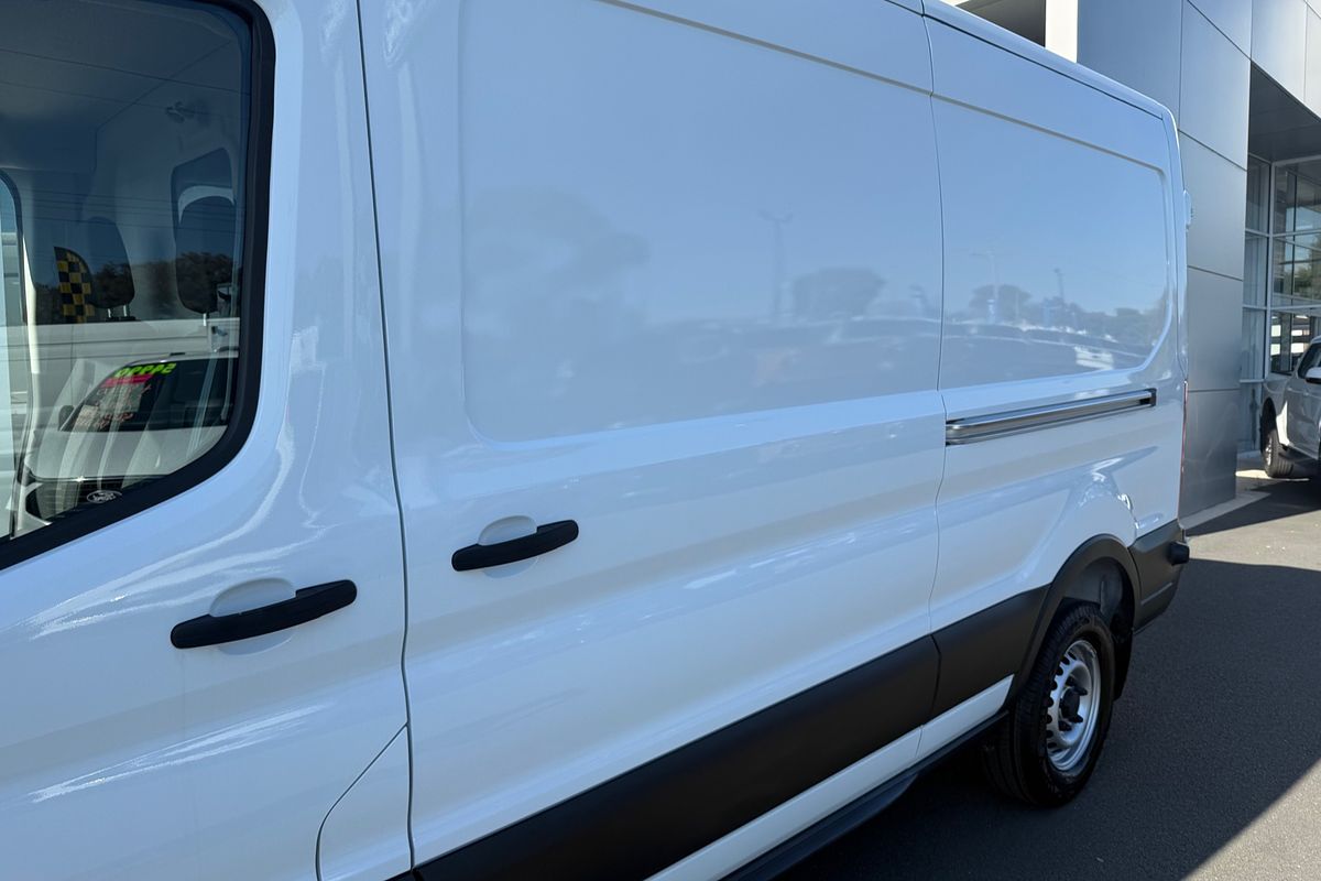 2024 Ford Transit 350L VO LWB