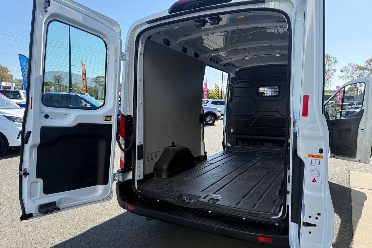 2024 Ford Transit 350L VO LWB