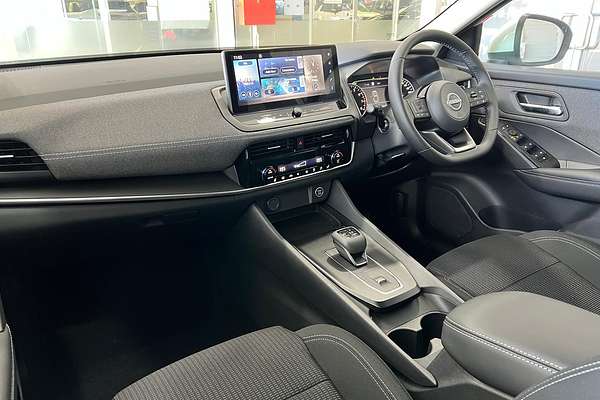 2024 Nissan QASHQAI ST J12