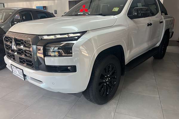 2024 Mitsubishi Triton GSR MV 4X4