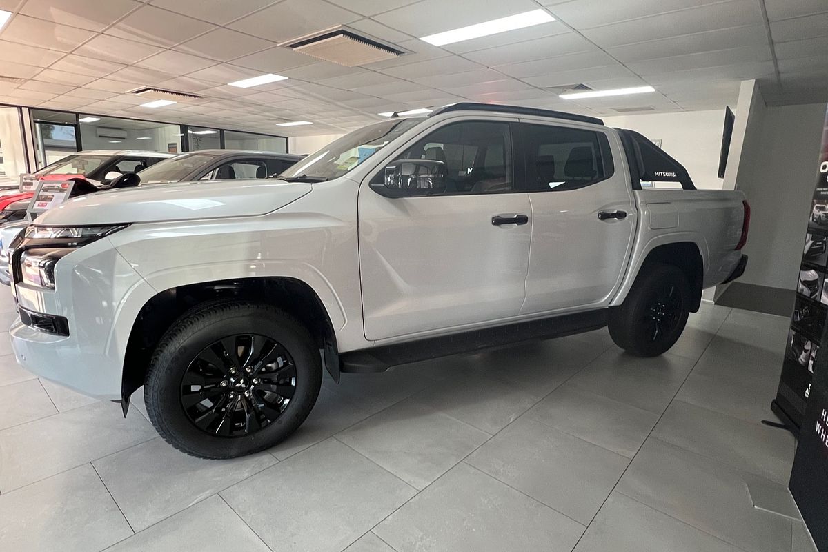 2024 Mitsubishi Triton GSR MV 4X4