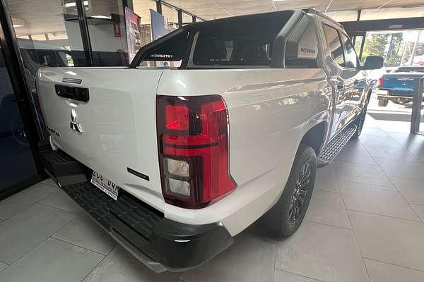 2024 Mitsubishi Triton GSR MV 4X4