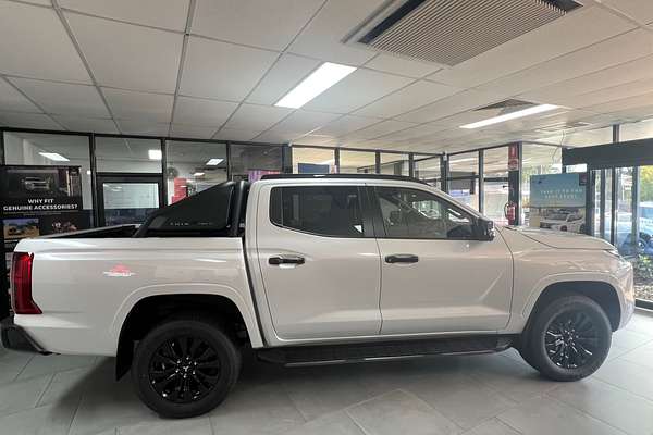2024 Mitsubishi Triton GSR MV 4X4