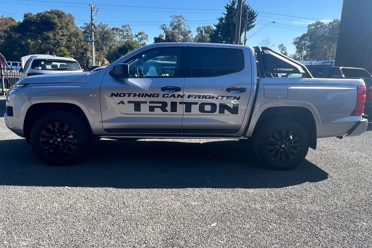 2024 Mitsubishi Triton GLX-R MV 4X4