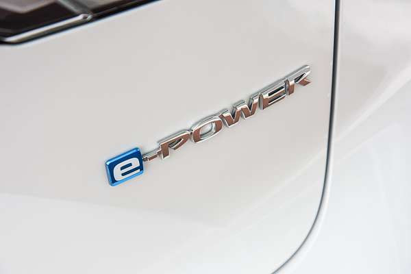 2025 Nissan QASHQAI N-DESIGN e-POWER J12