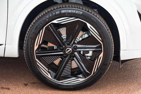 2025 Nissan QASHQAI N-DESIGN e-POWER J12