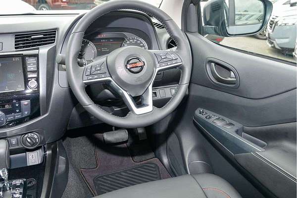 2025 Nissan Navara PRO-4X D23 4X4