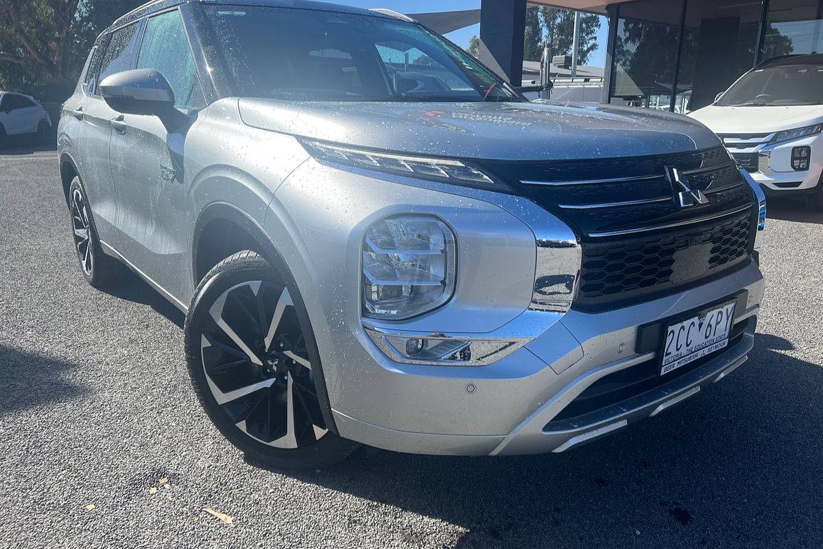 2024 Mitsubishi Outlander PHEV Exceed Tourer ZM