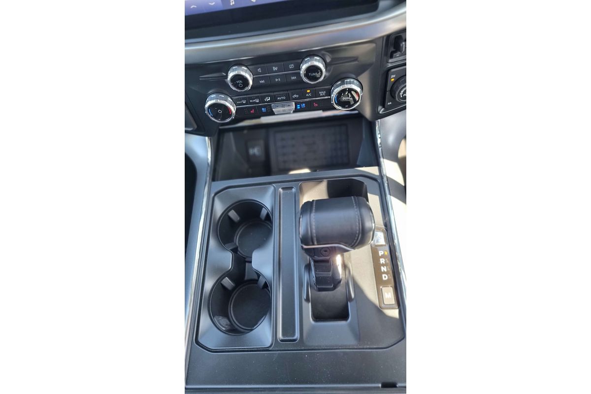 2023 Ford F-150 Lariat 4X4 LWB