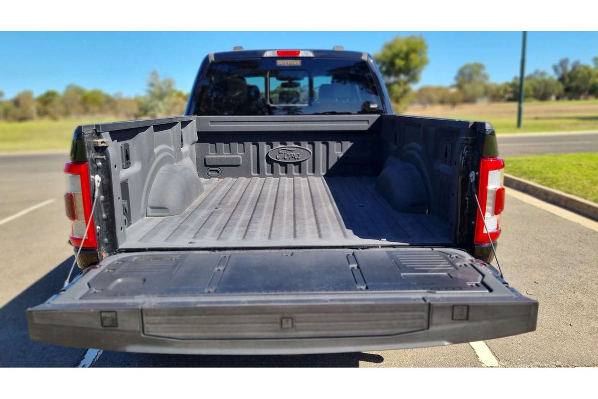 2023 Ford F-150 Lariat 4X4 LWB