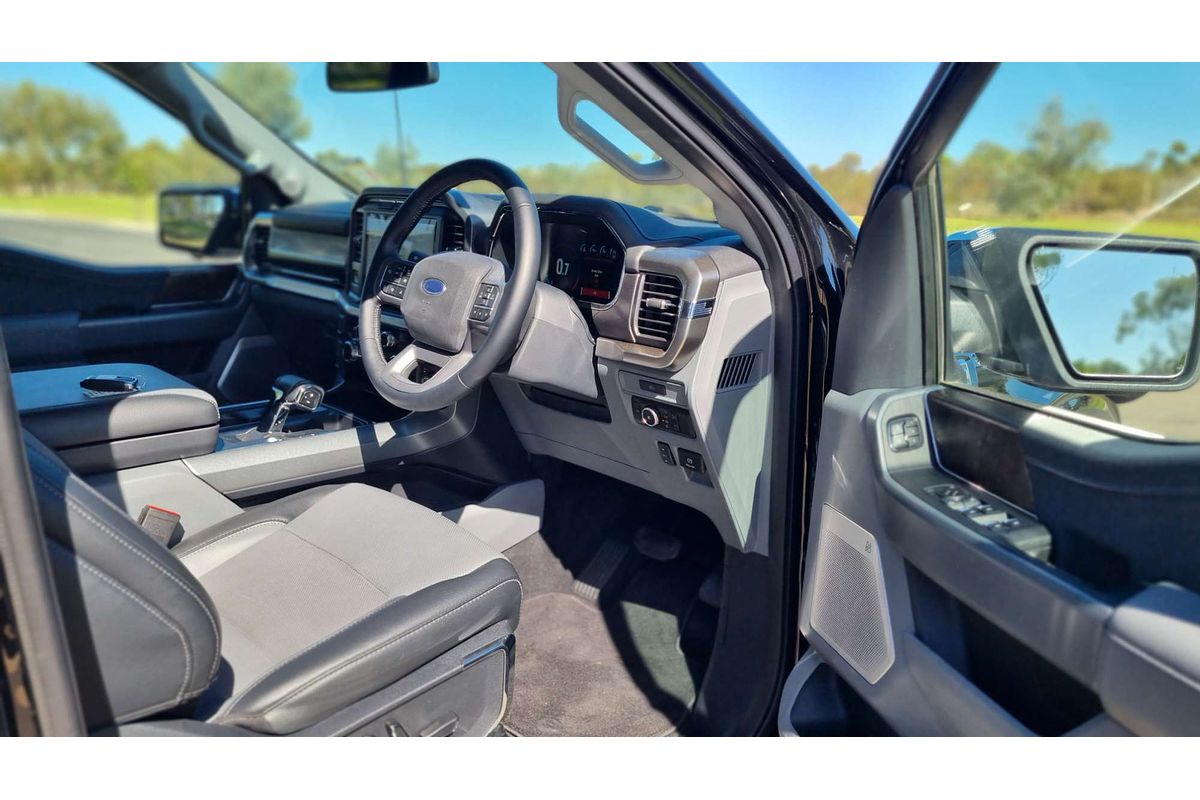 2023 Ford F-150 Lariat 4X4 LWB