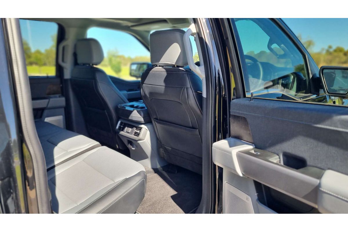 2023 Ford F-150 Lariat 4X4 LWB