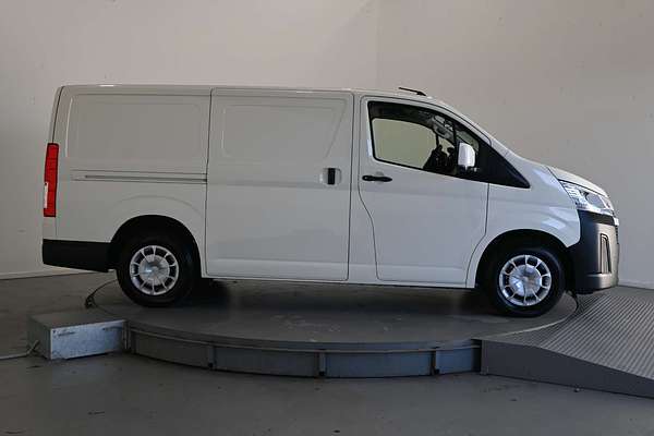 2024 Toyota Hiace GDH300R LWB