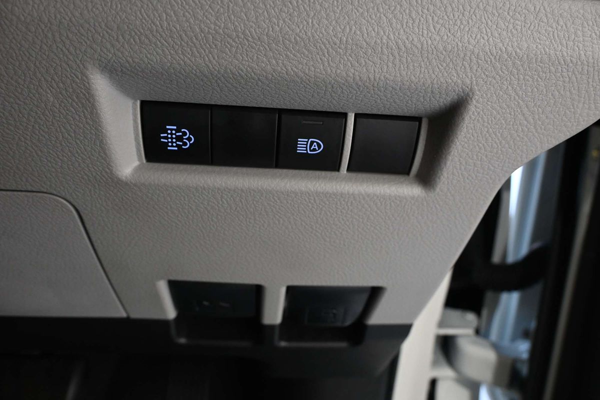2024 Toyota Hiace GDH300R LWB