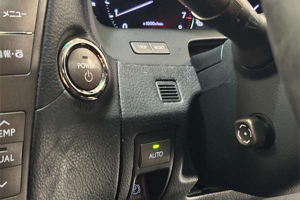 2007 Lexus LS600H Version S UVF455