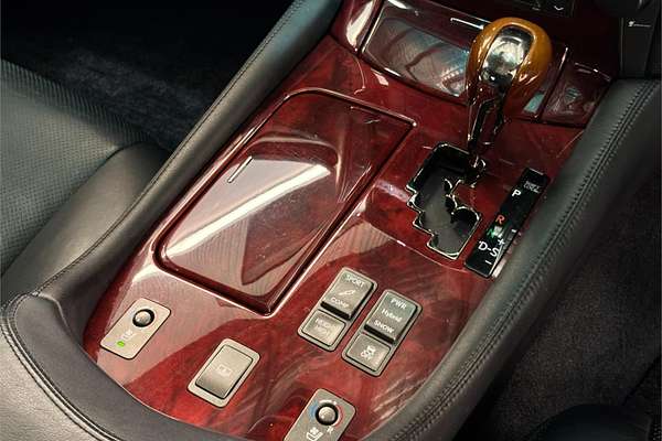 2007 Lexus LS600H Version S UVF455